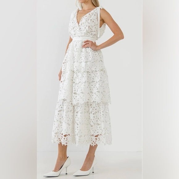 Endless Rose White Lace Midi Tiered Dress Size Large L NWOT Revolve - Picture 2 of 9